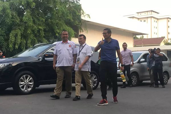 Sandiaga Uno ketika tiba di rumah sakit, Senin (13/8/2018)./Ist-Okezone