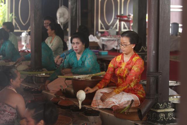 Tingalan Jumenengan Dalem Sri Sultan HB X, Kraton Ngayogyakarta Gelar Ngapem