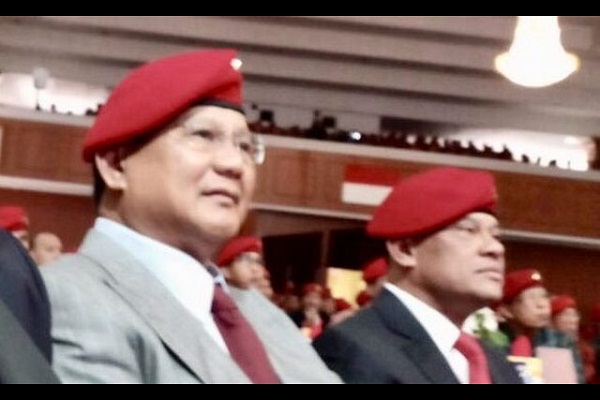 Prabowo-Gatot Berdampingan di Ulang Tahun Kopassus