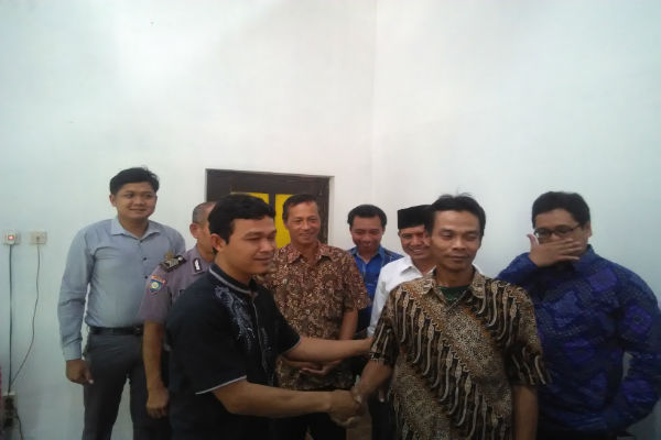 Kasus Bocah Mandi Oli Berujung Damai