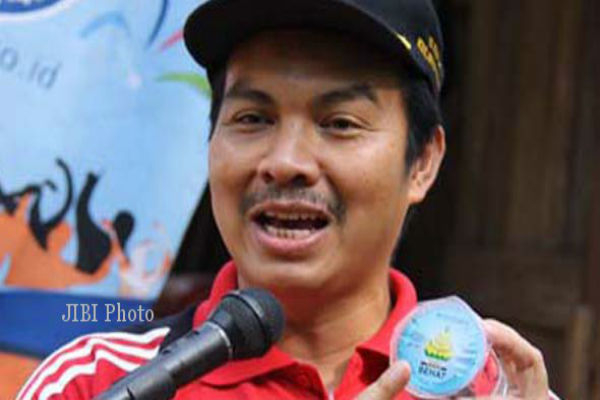 Demi Bandara Baru, Bupati Hasto Ngaku Ingin Nyuap Tuhan