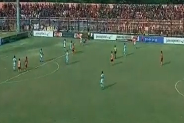 PIALA INDONESIA 2018 : PERSIBO vs MADURA UNITED : Menit 13, Engelberd Sani Bawa Madura United Unggul 0-1