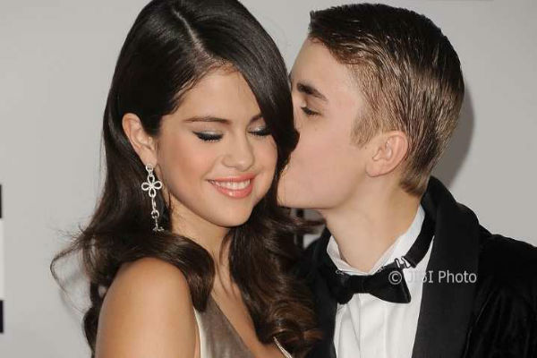 Sudah Move On, Selena Gomez Tak Akan Kencani Lagi Justin Bieber
