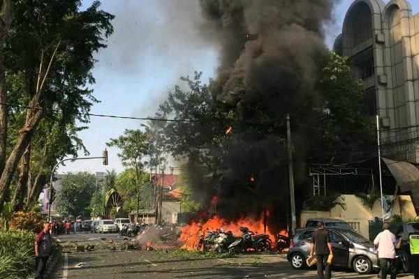 Ada Jemaat GKI Diponegoro yang Terjebak di Dalam Gereja
