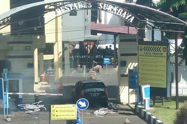  Bom Motor Meledak di Mapolrestabes Surabaya, Ini Kronologinya