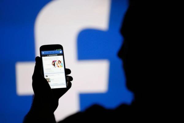 Facebook Tutup 200 Aplikasi