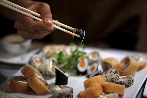 Sushi Bisa Efektif Membantu Diet, Asalkan Tahu Cara Menyantapnya