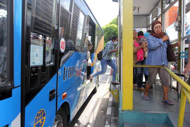 Wah, Keterlambatan Bus Trans Jogja Bikin Penumpang Jengah