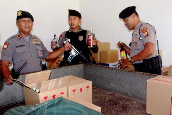 Rumah Penyimpanan Miras di Bantul Digerebek, Ratusan Botol Disita