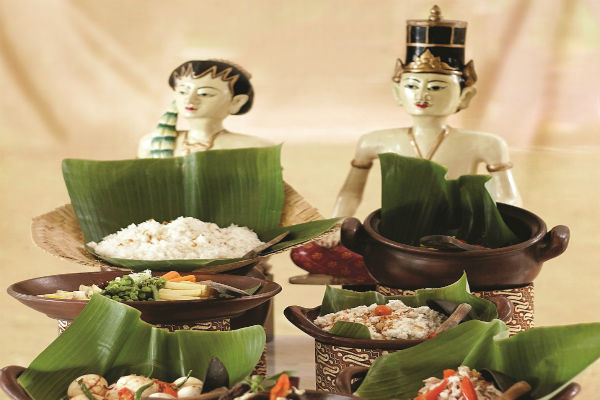 Royal Ambarrukmo Sajikan Kekayaan Kuliner Nusantara lewat Kampoeng Djawi
