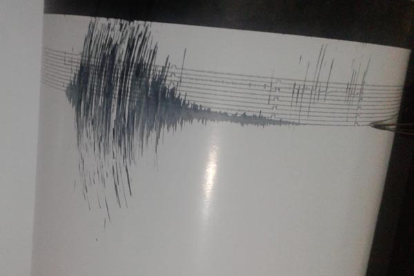 Sebelum Letusan Freatik, Gunung Merapi Mengalami Gempa Guguran, Terasa sampai Srunen