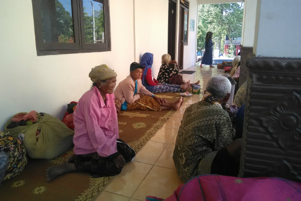 Warga Radius 5 Km Merapi Hilir Mudik ke Pengungsian, BPBD DIY Minta Mereka Tenang
