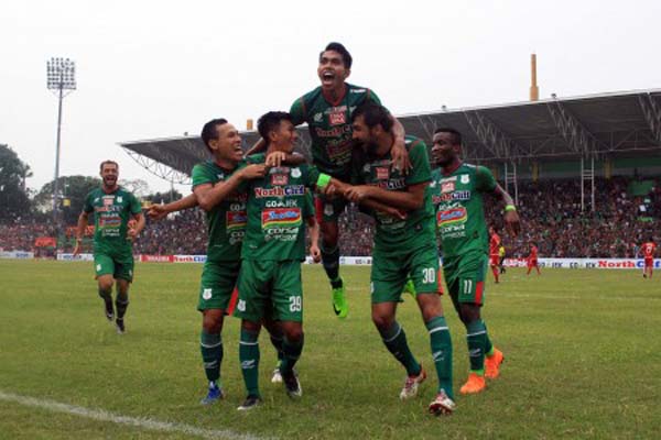 Liga 1: Diwarnai 3 Keputusan Kontroversial, PSMS Medan Taklukkan Arema