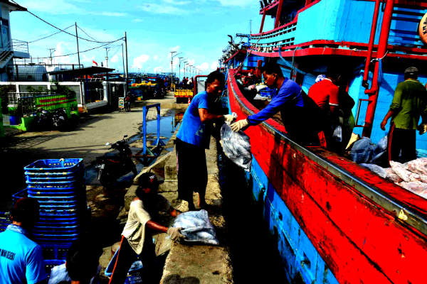 14 Kapal Pencuri Ikan Asal Vietnam Ditangkap