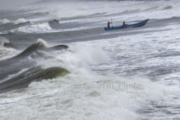 BMKG Ingatkan Fenomena Rip-Back Current, Pembunuh Paling Berbahaya di Pantai