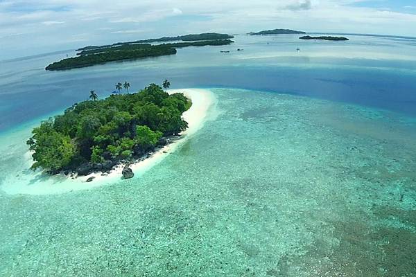 Punya “Surga” Bawah Laut, Halmahera Selatan Jadi Tempat Diving Terbaik