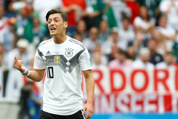 Legenda Jerman Anggap Ozil Tak Punya Hasrat Bermain untuk Timnas