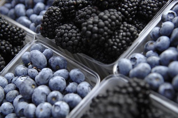 Darah Tinggi karena Menopause? Turunkan dengan Blueberry