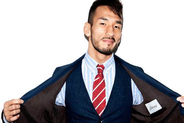 Hidetoshi Nakata si David Beckham-nya Jepang Pamit dari Lapangan Hijau demi Bisnis Sake