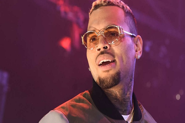 Dijadwalkan Konser, Chris Brown Malah Ditangkap Polisi, Ada Apa?