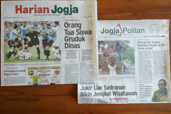 HARIAN JOGJA HARI INI : Orang Tua Gruduk Dinas