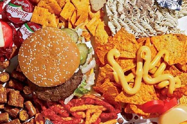 Jangan Kaget, Makan Burger dan Biskuit Bisa Memicu Depresi