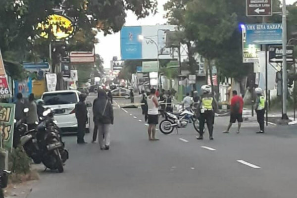 Polisi Bersenjata Terlibat Baku Tembak di Jakal Km 9