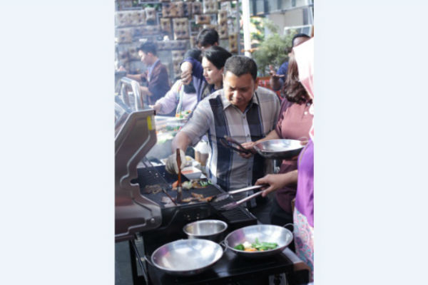Yuk, Masak Barbecue Sendiri di Semeja Barbecue & Grill GAIA Cosmo Hotel 