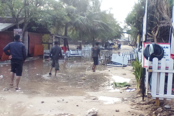 Gelombang Besar Hantam Pesisir Gunungkidul, Ini Kerusakan yang Terjadi
