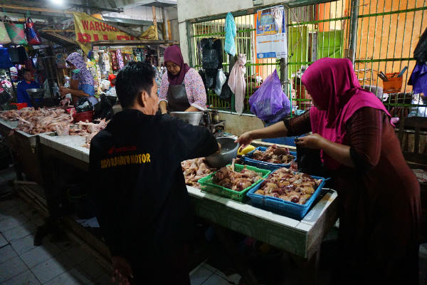 Turun Sedikit, Harga Daging Ayam di Gunungkidul Masih Tinggi