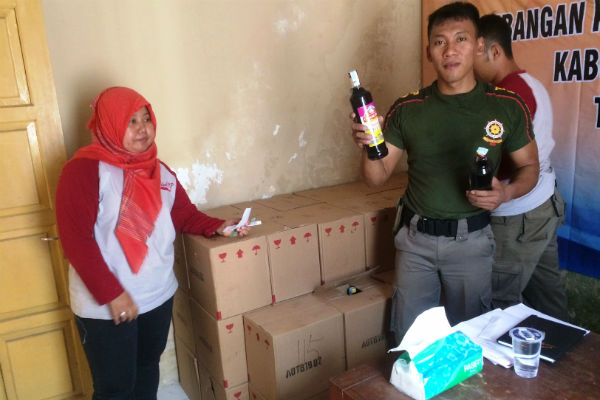 Satpol PP Bantul Gerebek Gudang Miras di Caturharjo, Ratusan Botol Disita