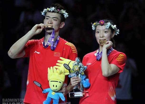 China dan Jepang Raih Dua Gelar di Kejuaraan Dunia Bulu Tangkis  