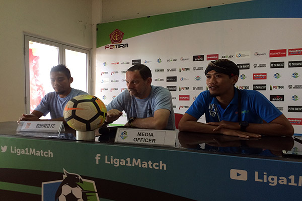 Usai Ditahan Arema FC, Pelatih Borneo FC Mau Evaluasi Lini Belakang 