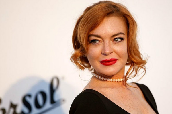 Lindsay Lohan Minta Maaf Atas Komentarnya yang Merendahkan Korban Pelecehan Seksual