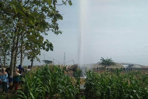 Semburan Air Ngawi Berhenti