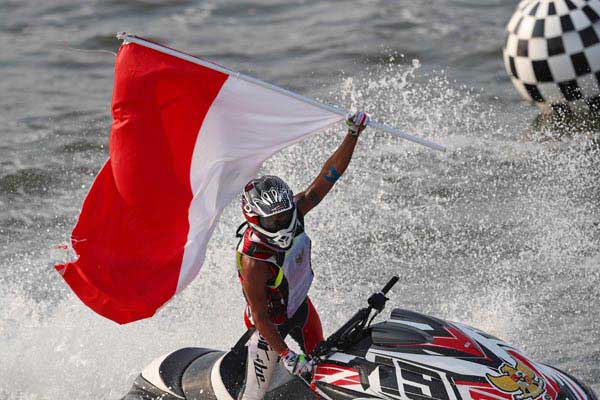 Atlet Jetski Aqsa Sutan Aswar Sumbang Medali Emas ke-12 