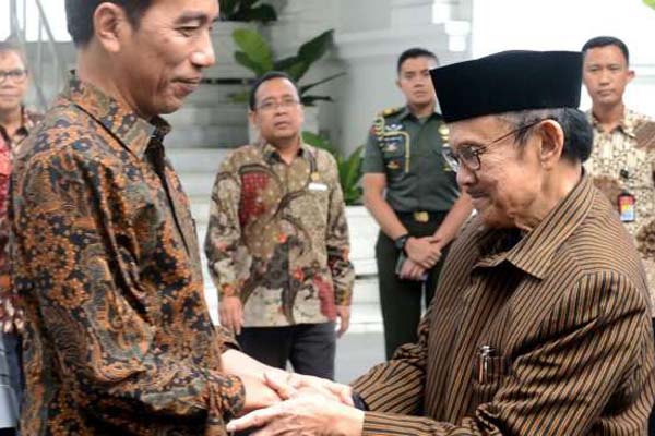 BJ Habibie Dirawat di RSPAD, Jokowi Beberkan Kondisinya
