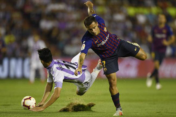 La Liga Selidiki Lapangan yang Bikin Pemain Barca Jadi Tukang Rumput