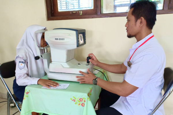 Banyak Siswa Tidak Sadar telah Mengalami Gangguan Penglihatan