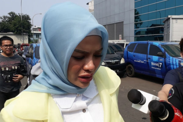 Meski Sudah Berhijab, Nikita Mirzani Tak Mau Menikah dengan Ustaz