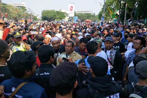 Diskusi yang Dihadiri Musisi Ahmad Dhani Kembali Dibatalkan Polisi