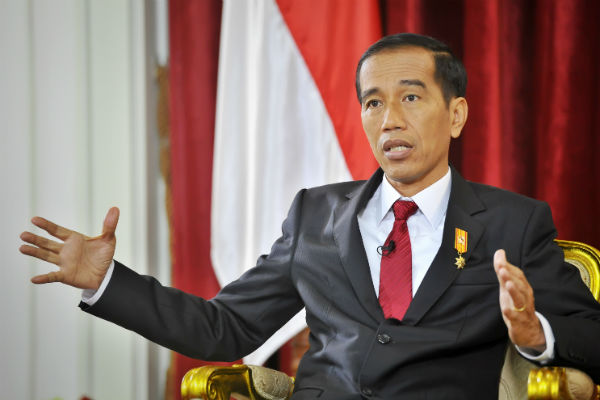 Perempuan Penerobos Konvoi Jokowi Ditangkap, Ia Juga Meludah ke Rombongan