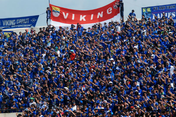 Legenda Persib Bandung Ungkap Penyebab Viking Sekarang Jadi Brutal