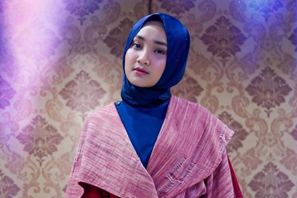 Fatin Kondangan Bareng Cowok, Pacar Baru?