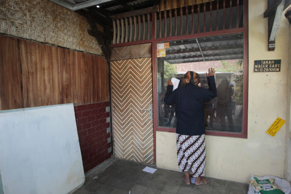  Rumah Dikosongkan Paksa, Warga Patuk Melawan TNI lewat Pengadilan