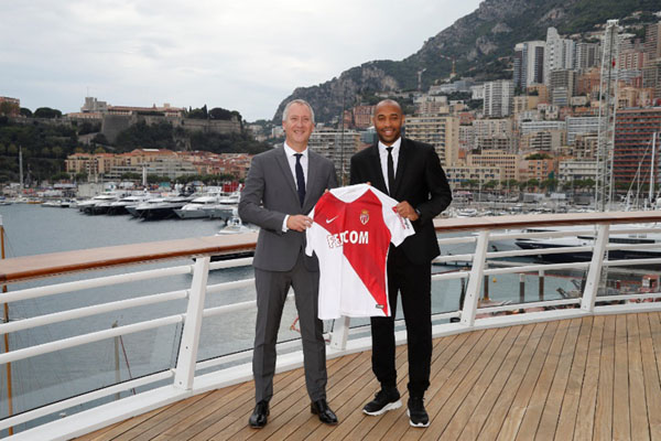 Liga Prancis: Mulai Jadi Pelatih, Thierry Henry Diuji Starsbourg