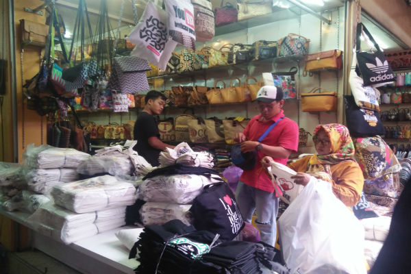 Asyik, Pedagang Pasar Bakal Dilatih Jualan Online