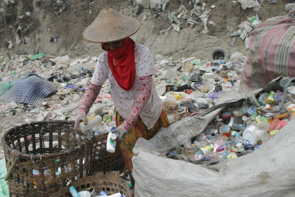 Sampah di TPST Piyungan Makin Menggunung, Meluber Hingga ke Jalan