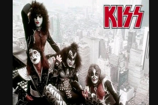 Pamit Mundur, Kiss Siapkan Tur Perpisahan