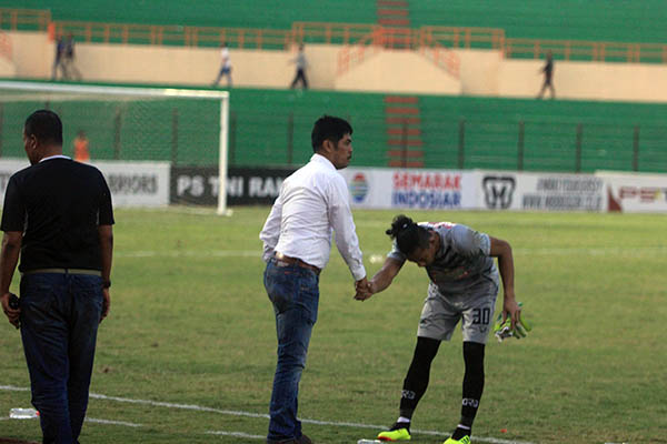 PERSIJA VS PS TIRA : Digelar di Stadion Wibawa Mukti, Cikarang